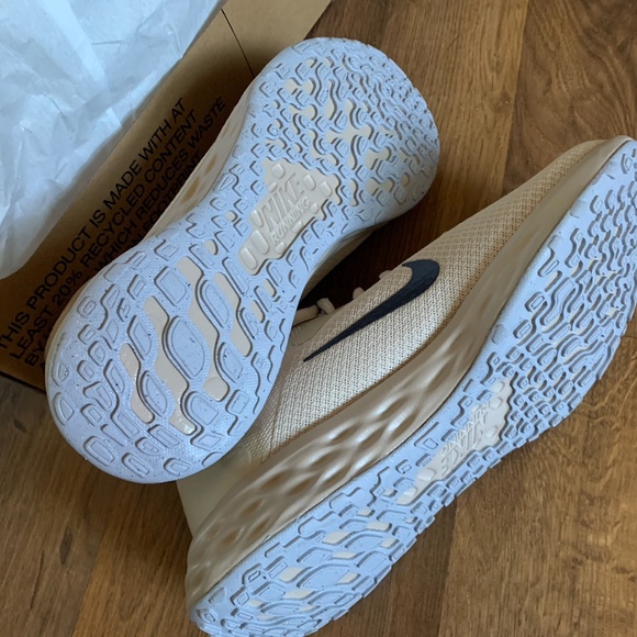 🆕 Nike Revolution 6 - Picture 11 of 15